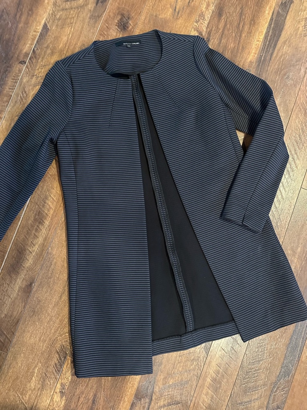 Amanda & Chelsea Navy Blue Pin Striped Ponte Longer Jacket Size Small